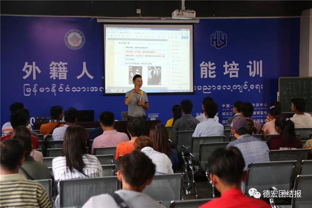 壮丽70年奋斗新时代的图片,壮丽70年奋斗新时代的视频