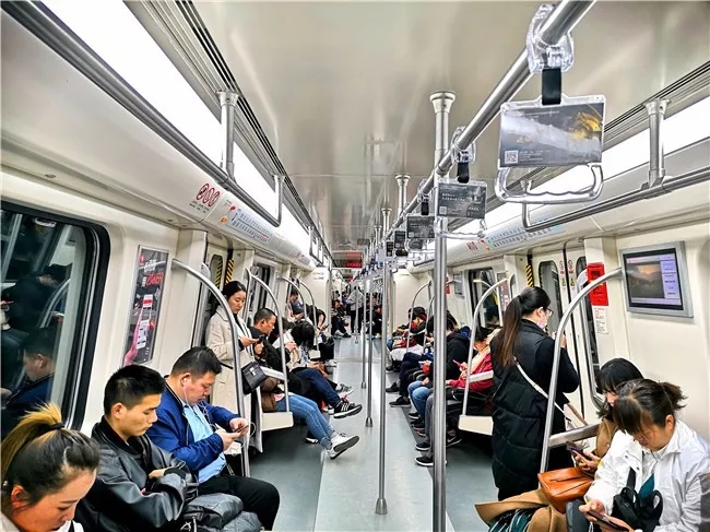 郑州地铁8号线开通后周边房价,郑州地铁修通周边房价能涨多少