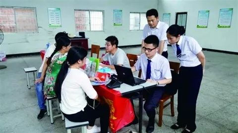 浙江日报头版评价,浙江日报评论拥抱改革