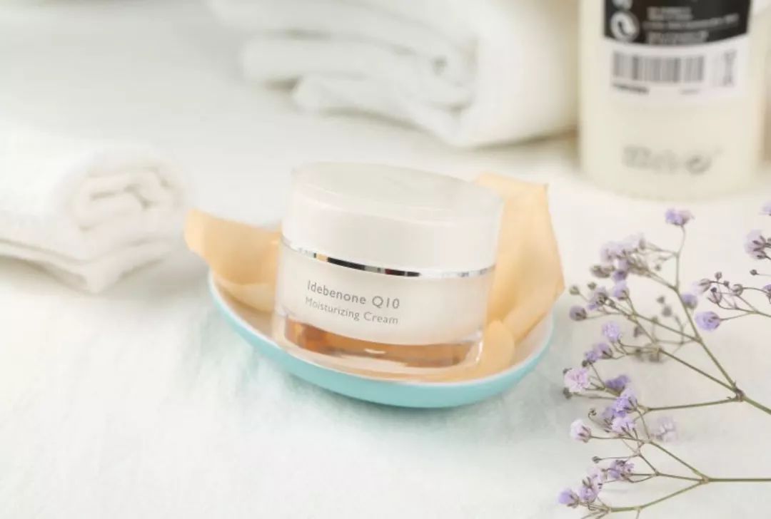 樊文花护肤品使用顺序,护肤品使用顺序完整版