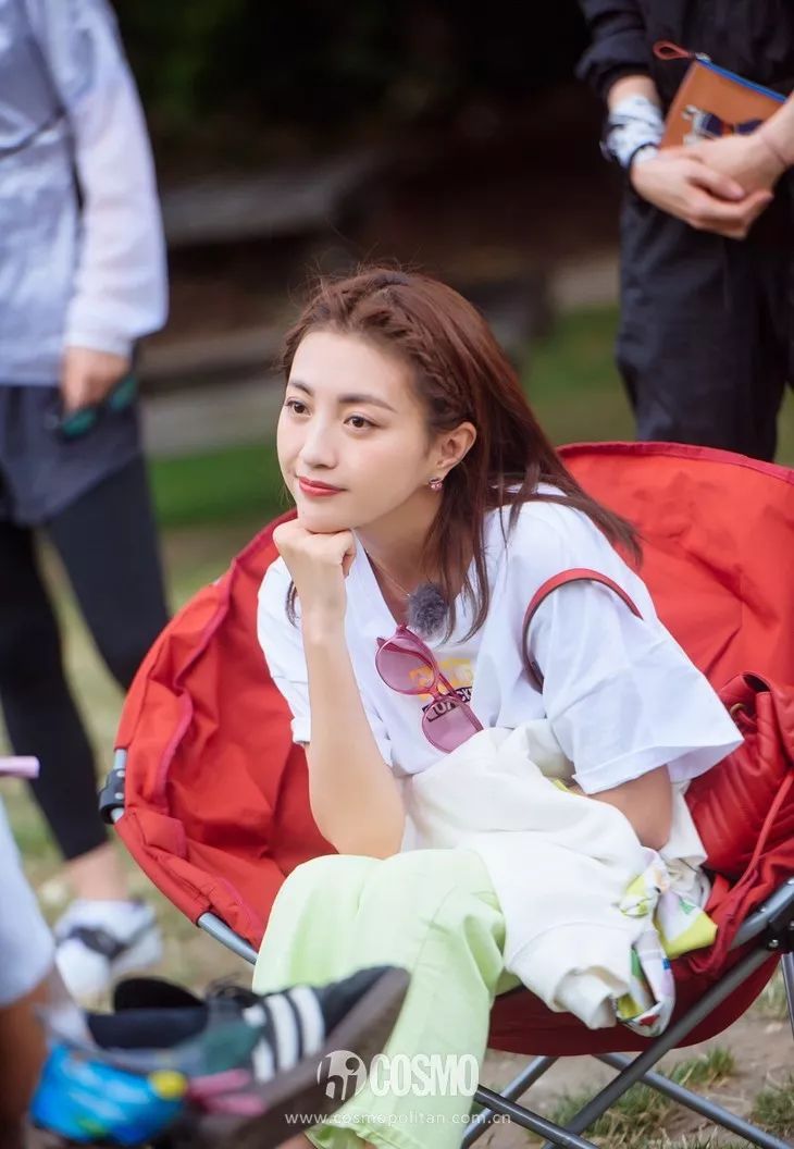 时髦办|Lisa这磨人的小甜豆，居然敢给我种草爱马仕了？？？