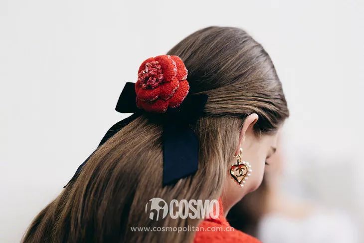 时髦办|Lisa这磨人的小甜豆，居然敢给我种草爱马仕了？？？