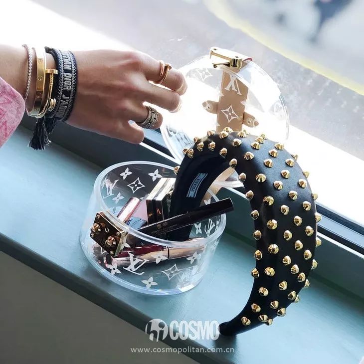 时髦办|Lisa这磨人的小甜豆，居然敢给我种草爱马仕了？？？