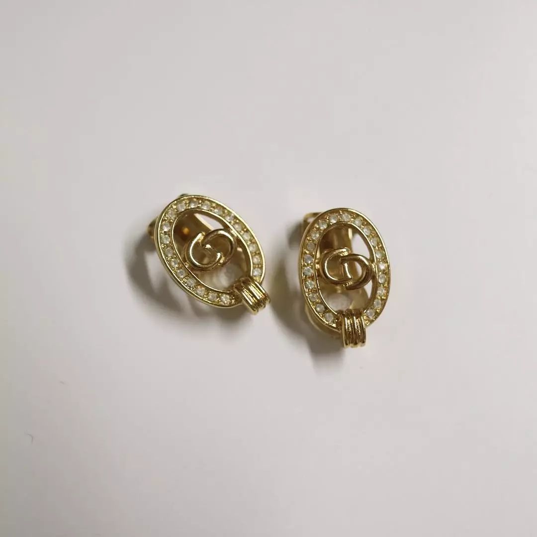 时髦办|Lisa这磨人的小甜豆，居然敢给我种草爱马仕了？？？