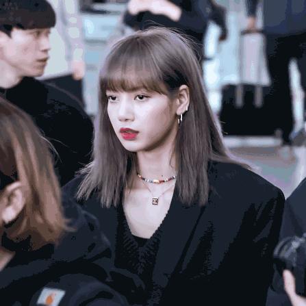 时髦办|Lisa这磨人的小甜豆，居然敢给我种草爱马仕了？？？