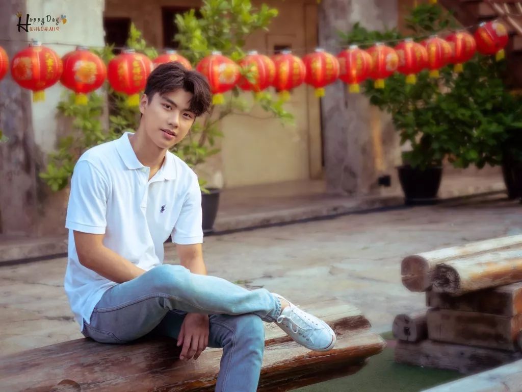 出道20年却一直出演烂片,出道4年演了5部电影火了3部