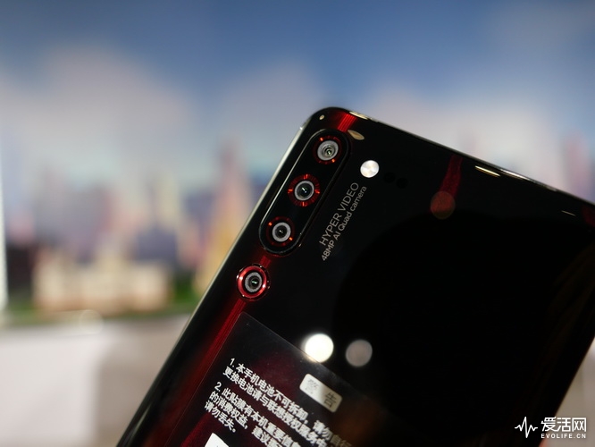 斗战圣佛VS战斗天使？2899元起的联想旗舰Z6Pro来了