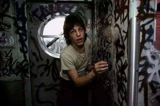 玛莎·库伯（MarthaCooper）半个世纪遍布全球用镜头记录街头艺术