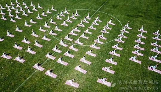 我运动我快乐比赛视频一年级,我运动我健康我快乐主题运动会