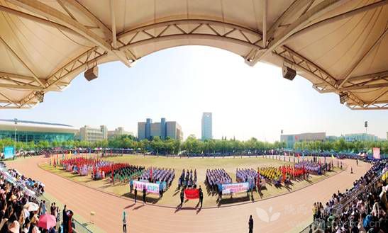 我运动我快乐比赛视频一年级,我运动我健康我快乐主题运动会