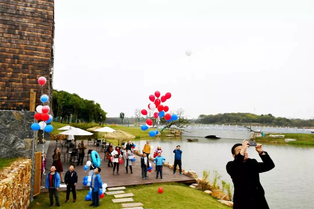 姹傚鐢熸棩娲惧甯冪疆,姹傚鍛婄櫧鐢熸棩娲惧甯冪疆