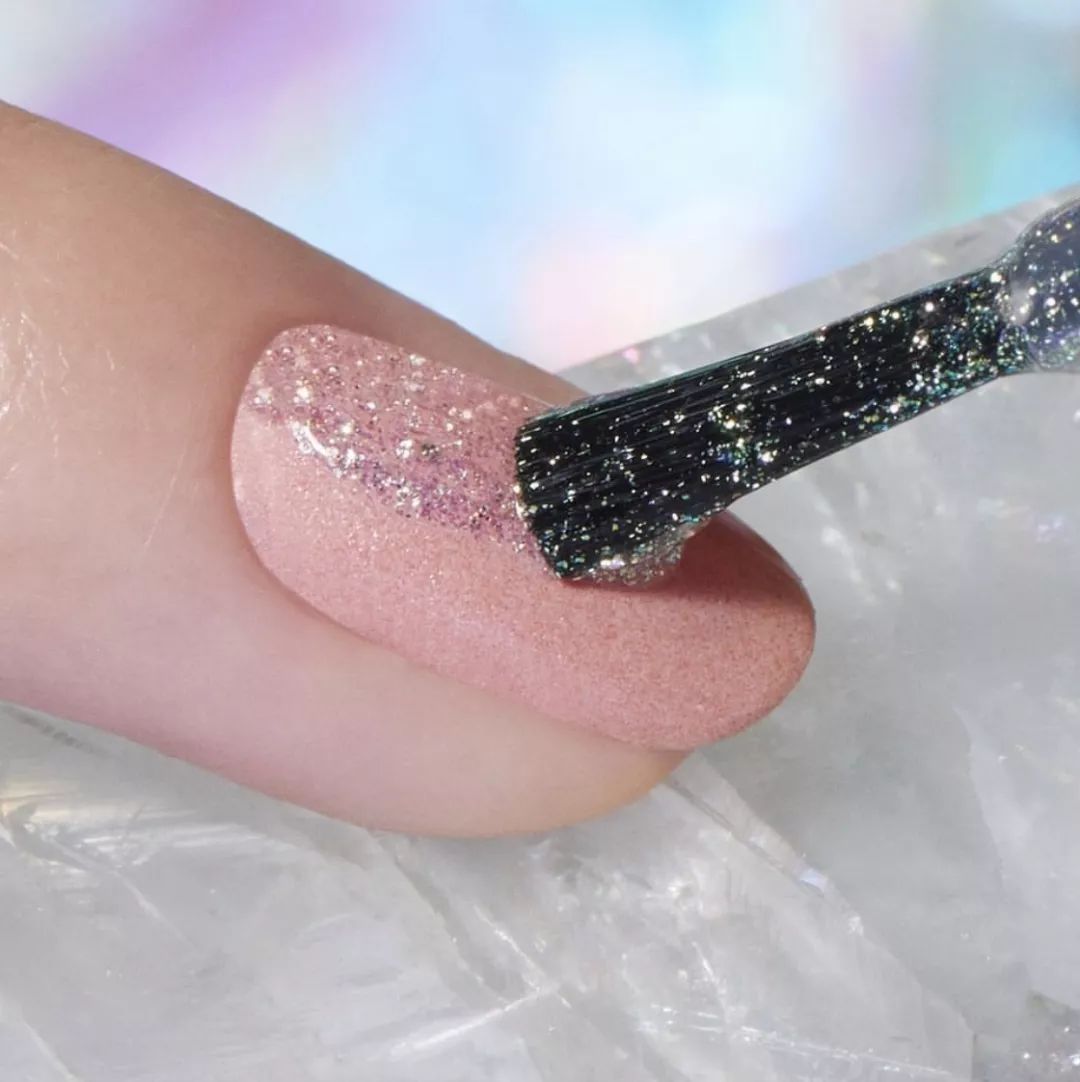 一款又甜又酷的美甲推荐给你们,夏日必备美甲ins风童趣