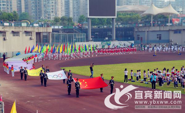 阳光体育小学田径赛,阳光体育校园足球赛