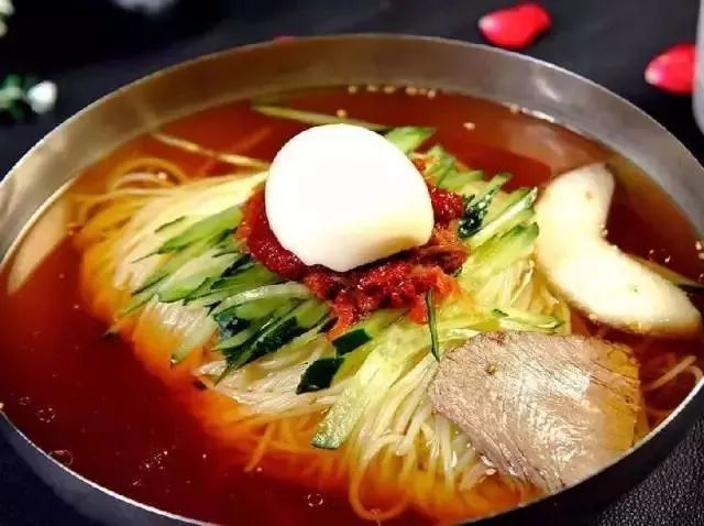 能坐火车出国去哪些国家旅游,出国坐火车必去的五个地方