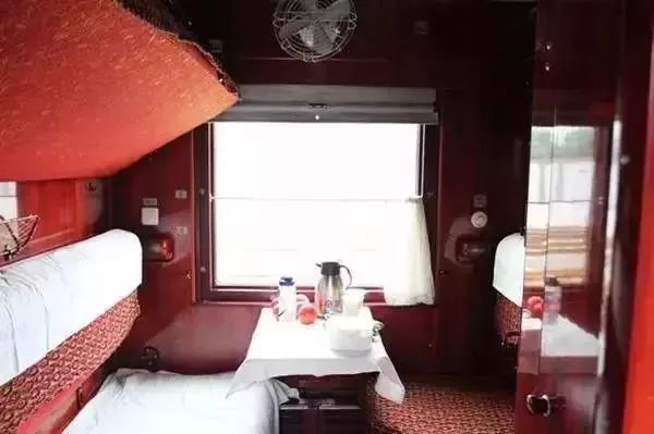 能坐火车出国去哪些国家旅游,出国坐火车必去的五个地方