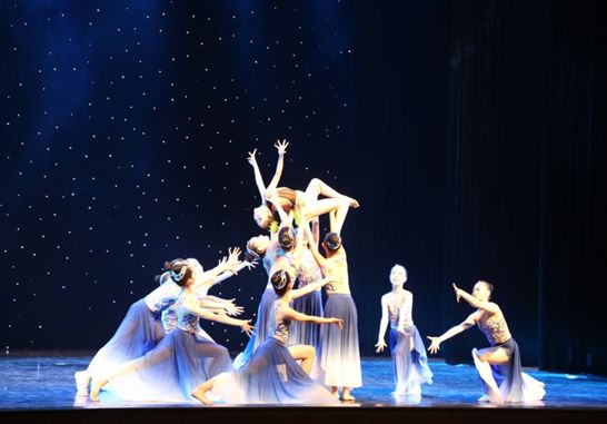 小学里的“大空间”，让课程成为孩子们童年的“甲板”