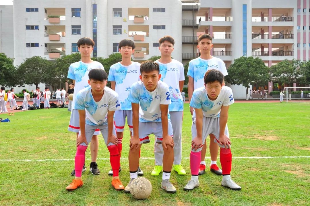 【活力邓中】昔日冠军的陨落——记初二2班足球文化节班际淘汰赛