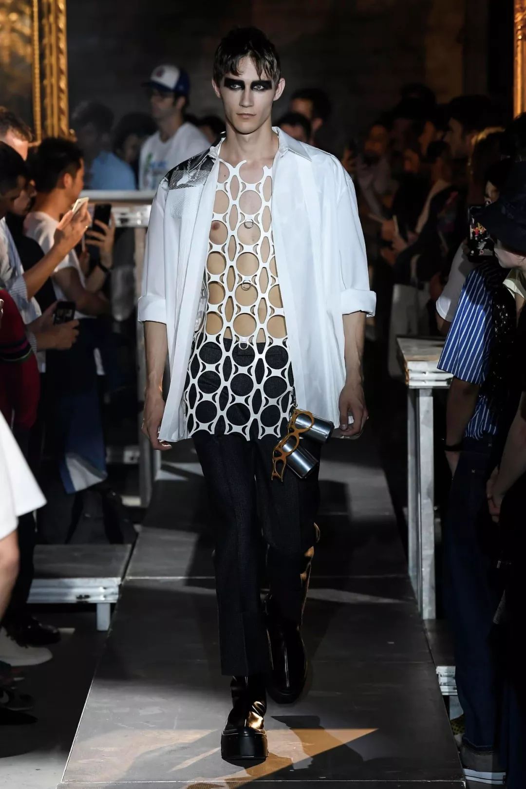 叛逆？机能鞋？生化危机？以“R”开头的都这么能打？