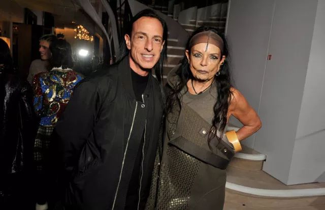 叛逆？机能鞋？生化危机？以“R”开头的都这么能打？