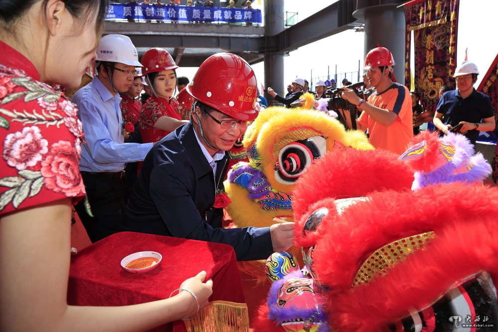 引领商务变革助力经济发展盛达金融广场封顶盛达公馆华丽亮相