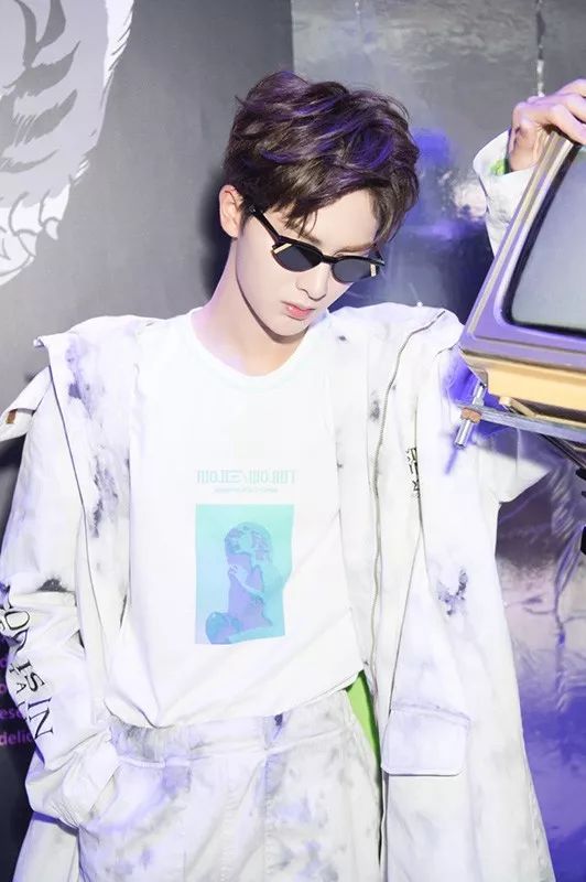 引领潮流时尚，INXX秀场直击