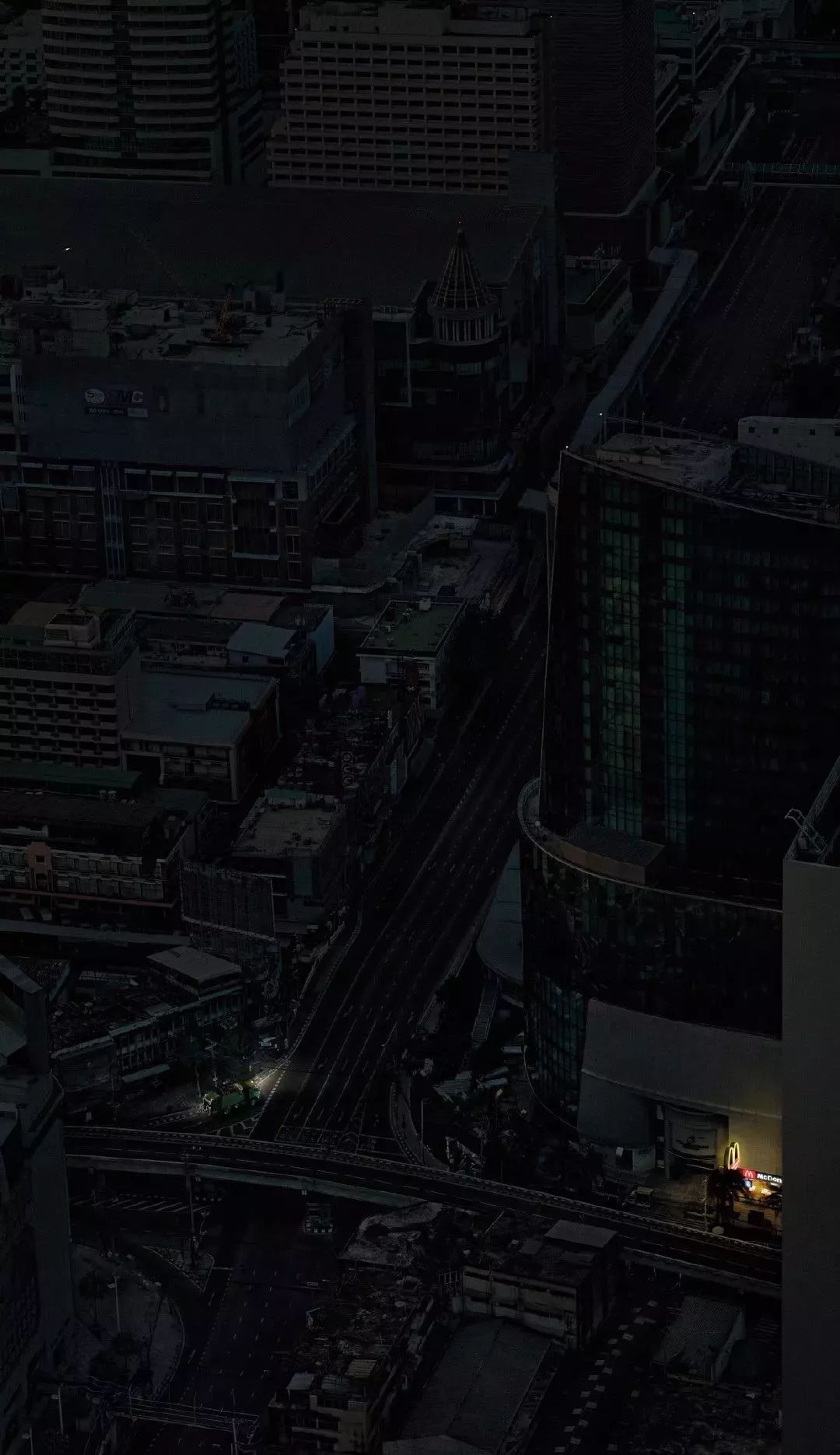 麦当劳创意新品,麦当劳是个地产公司吗