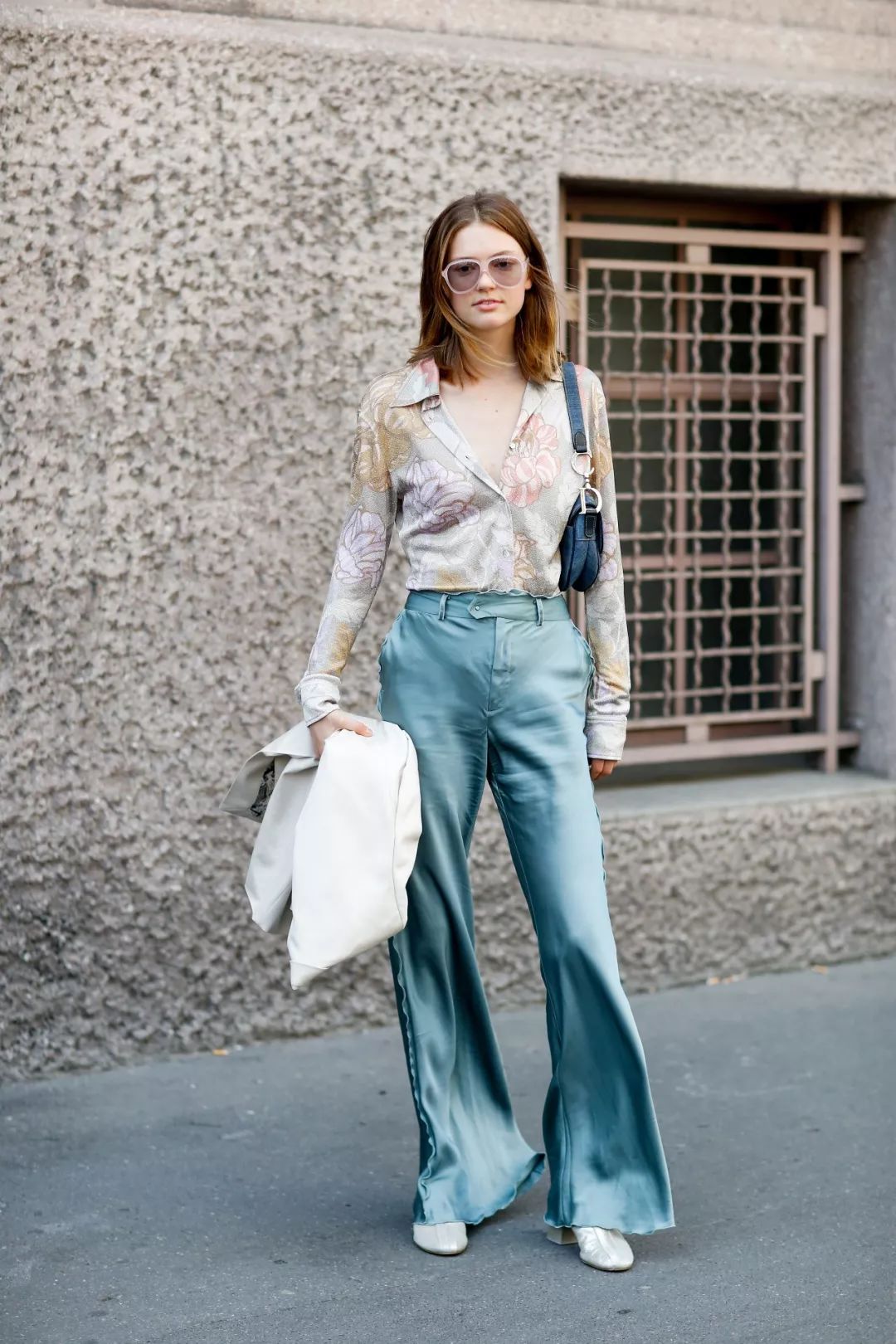 一夜之间，这款包攻占了代购圈