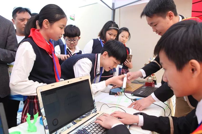 推动河南教育高质量发展提供支撑,办好人民满意的教育微视频