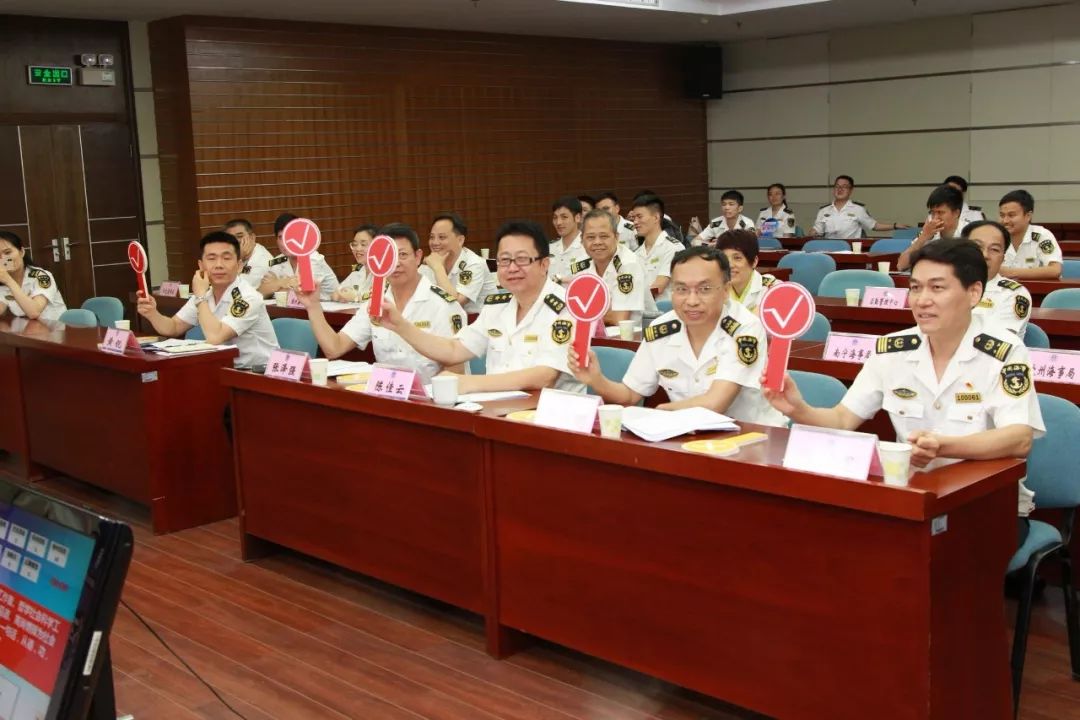 超燃：海事版“一站到底”知识竞赛揭晓最强大脑！