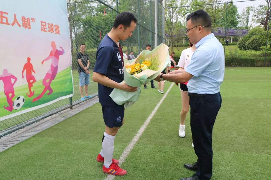 青春心向党建功新时代篮球赛方案,青春心向党建功新时代比赛