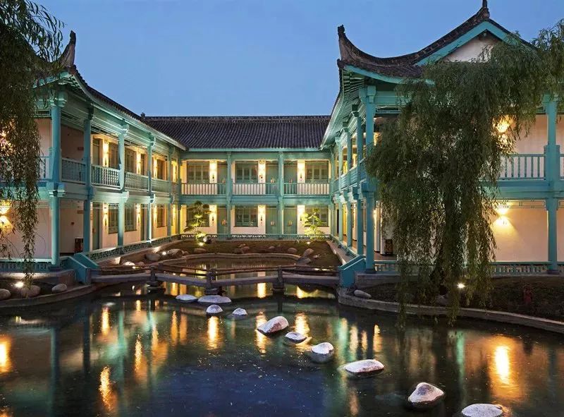 陕西与世隔绝的温泉民宿,西安附近最美的山间民宿