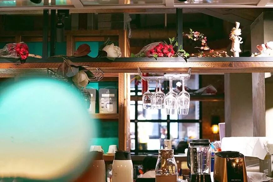 陕西与世隔绝的温泉民宿,西安附近最美的山间民宿