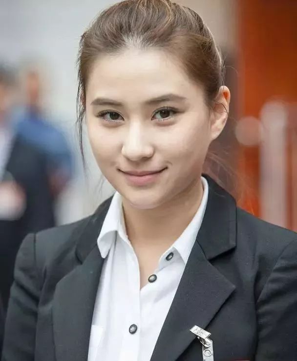 她是何鸿燊的最美千金,赌王最美千金何超英