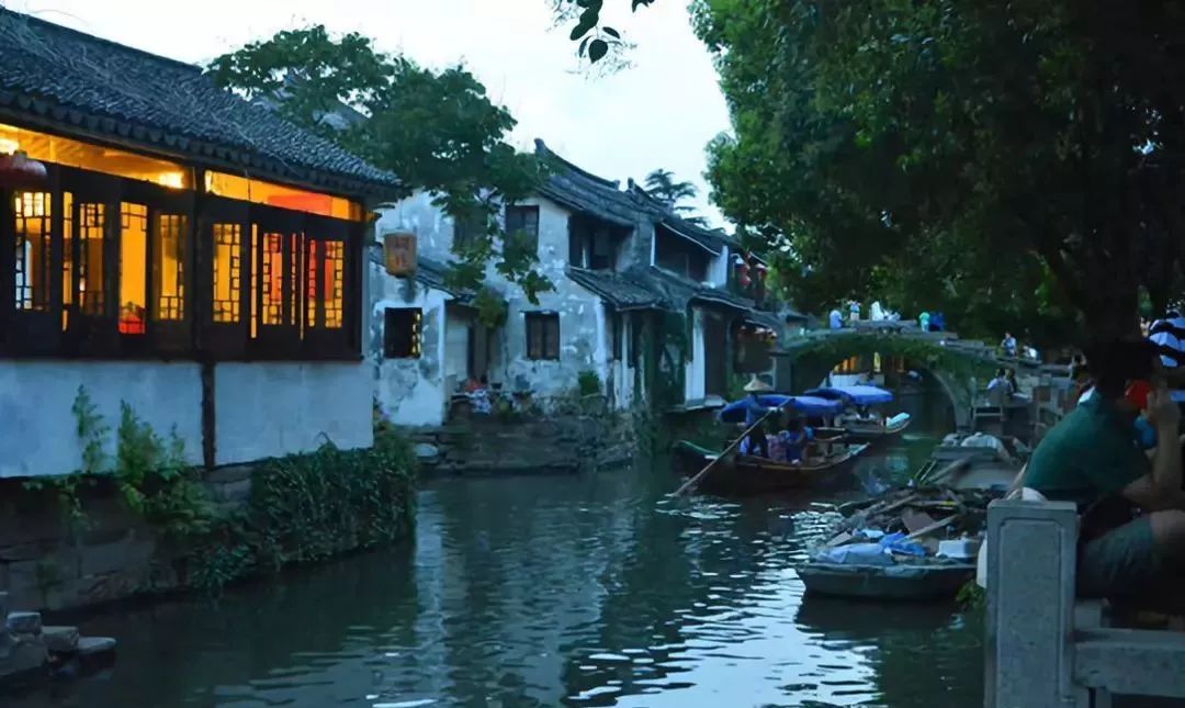 乌镇是人造景观吗,乌镇是真的古镇吗