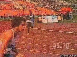 运动员比赛时尴尬瞬间,运动员比赛中的失误搞笑视频