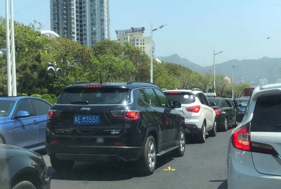 【992|生气】丢人丢到外省了……吃完泡面直接丢出车窗