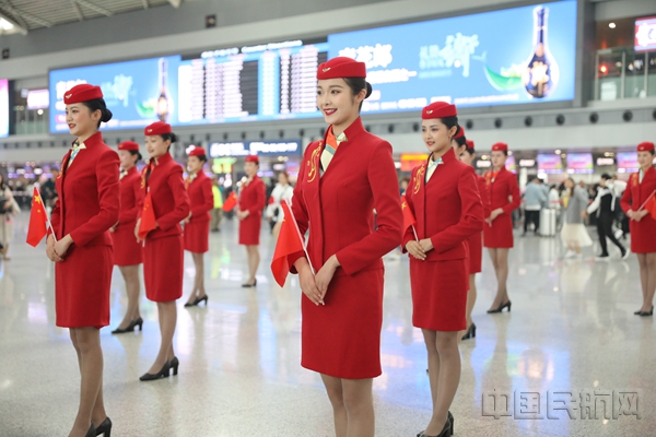 南航00后空姐快闪,空姐快闪视频