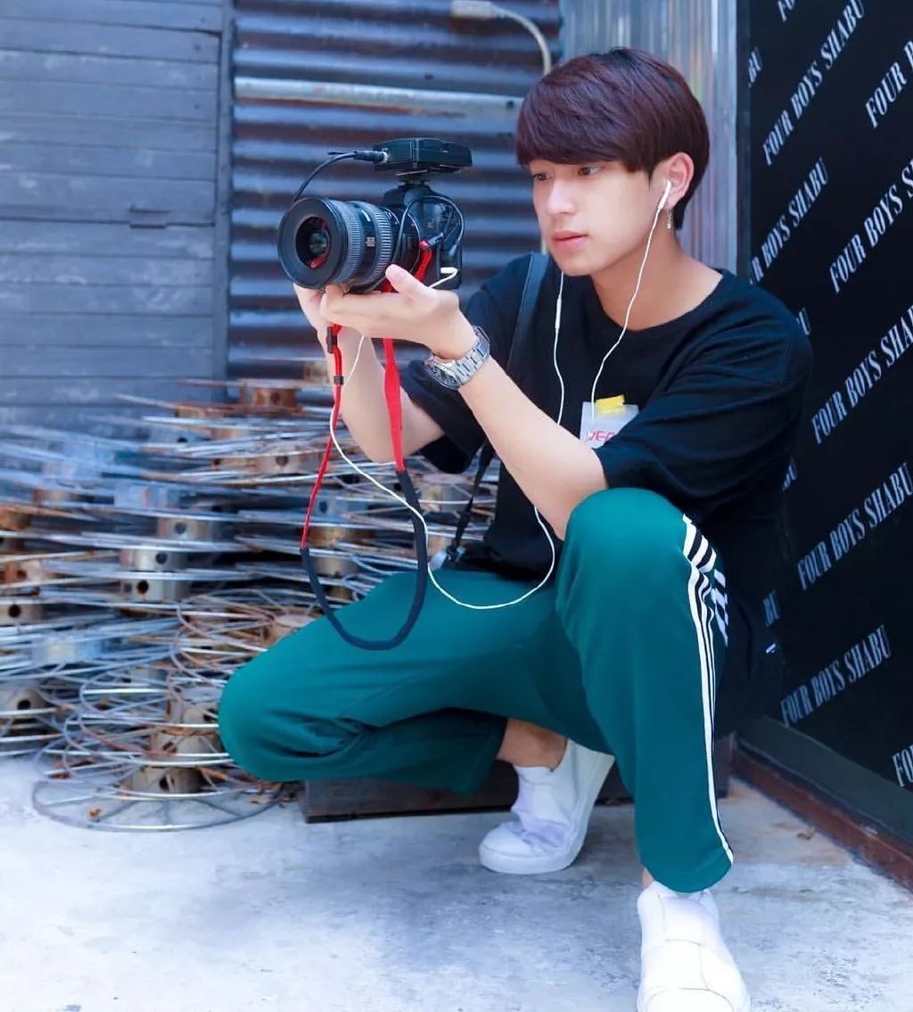 出道后出演过49部作品,出道五年应该有多少部作品