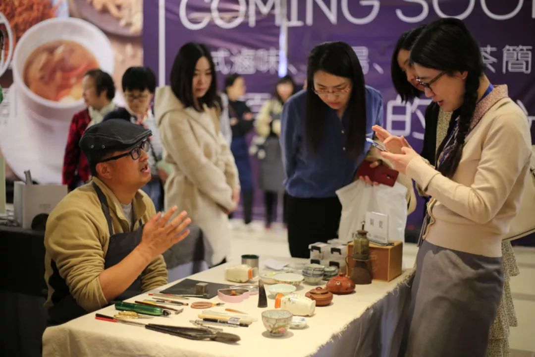 5.10妈妈的餐桌·北京盈科中心——写字楼里的农园市集