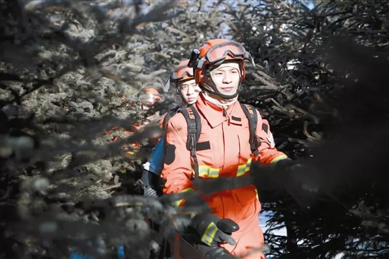 一个森林消防站有多少人,三个森林消防员