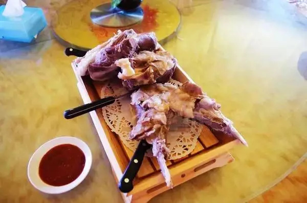 呼伦贝尔市美食攻略大全,呼伦贝尔各旗县的标志