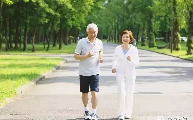 男子天天跑步锻炼，半夜却被送进ICU，这个致命疏忽很多人都会犯