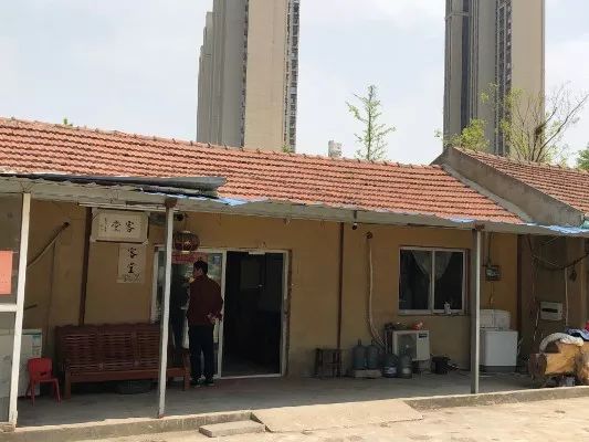 一个和尚救助了200多个孩子,一个和尚拯救寺庙