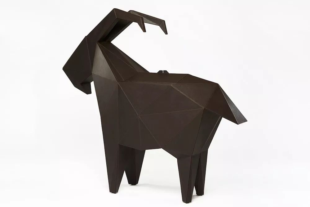 大家都开始做联名了，爱马仕和成都的“联名款”是怎样的？