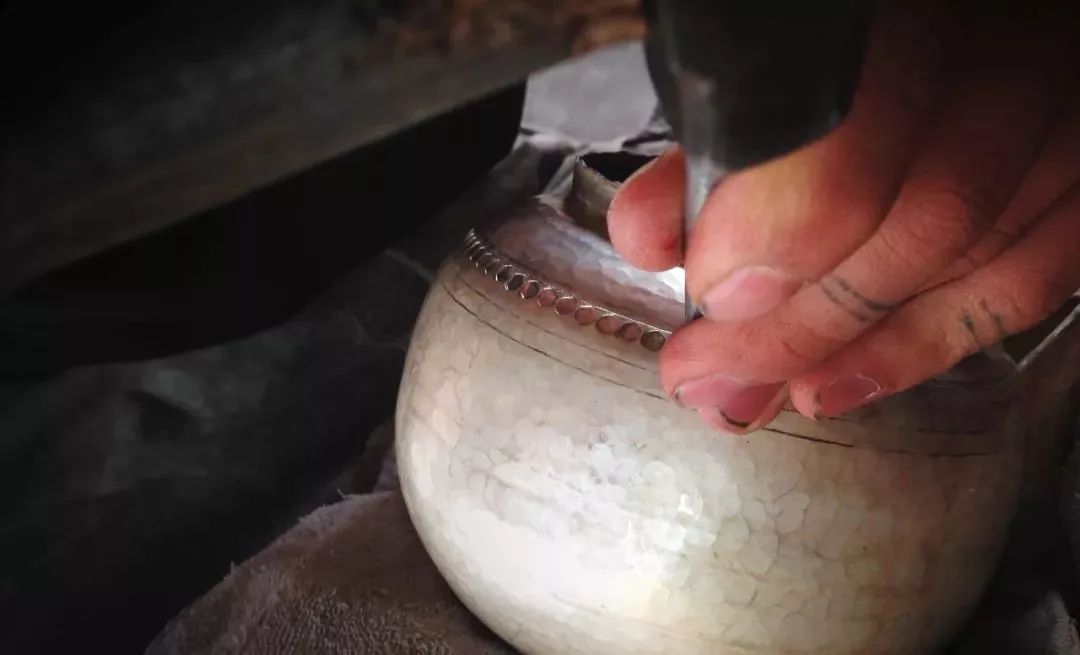 用银壶煮水对身体好不好,用银壶烧水泡茶真的好吗