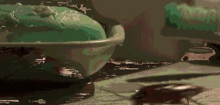 轻轻一喷快速消灭螨虫,车内蟑螂怎么消灭