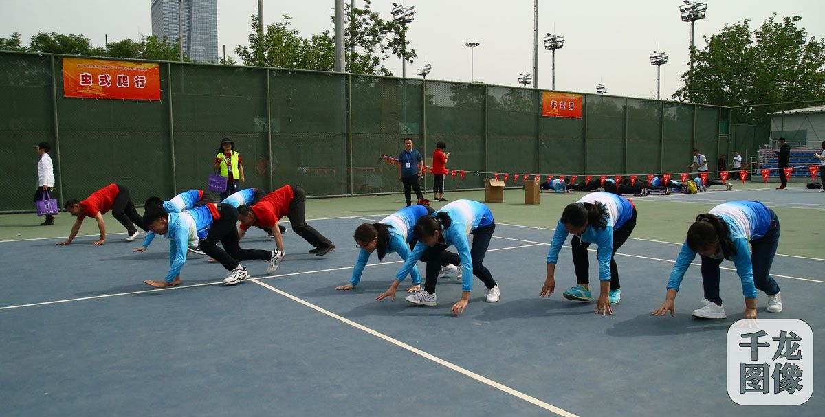 奥林匹克体育中心为来京建设者送上健身大礼包3000人前去领取