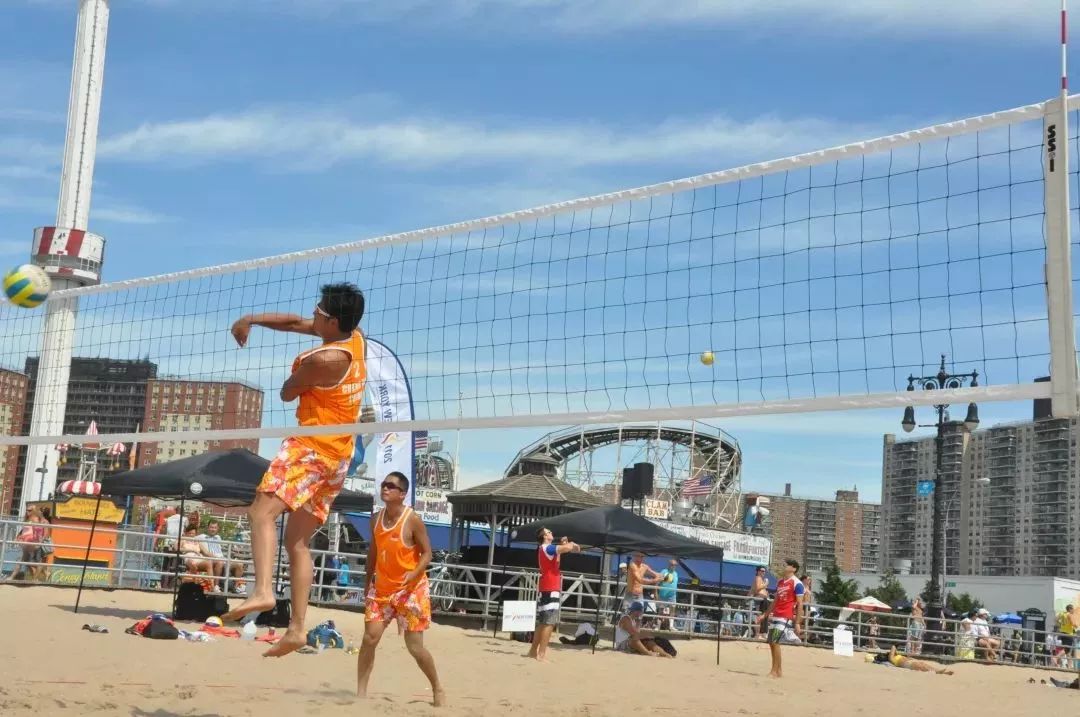 成都市公安局特警支队,成都特警深夜检查