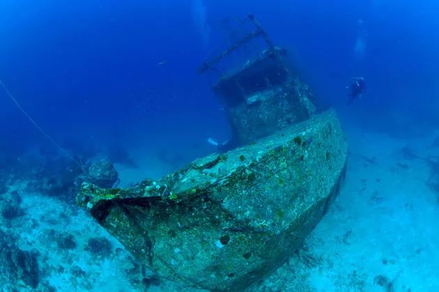 刚刚登上热搜的海上天堂，用马代1/5的钱就能玩到嗨，端午往返机票才1k+！