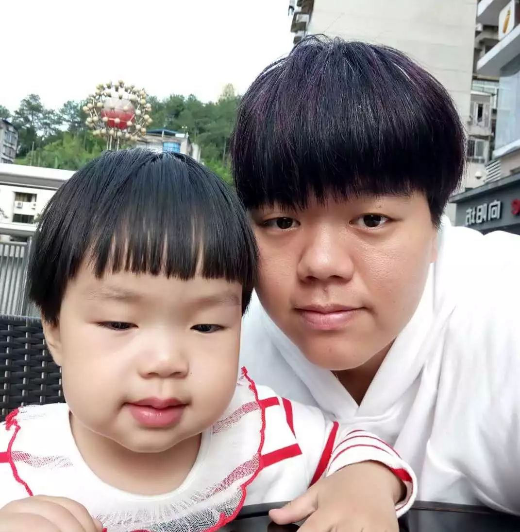 今天，我们“入侵”了中化妈妈们的朋友圈……